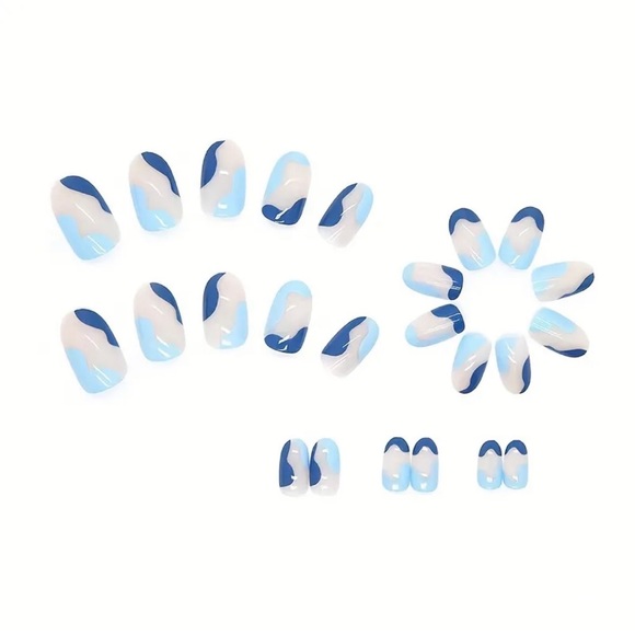 Press-On Nails with chic Nail Art (Nail Glue Included!) - Picture 2 of 5